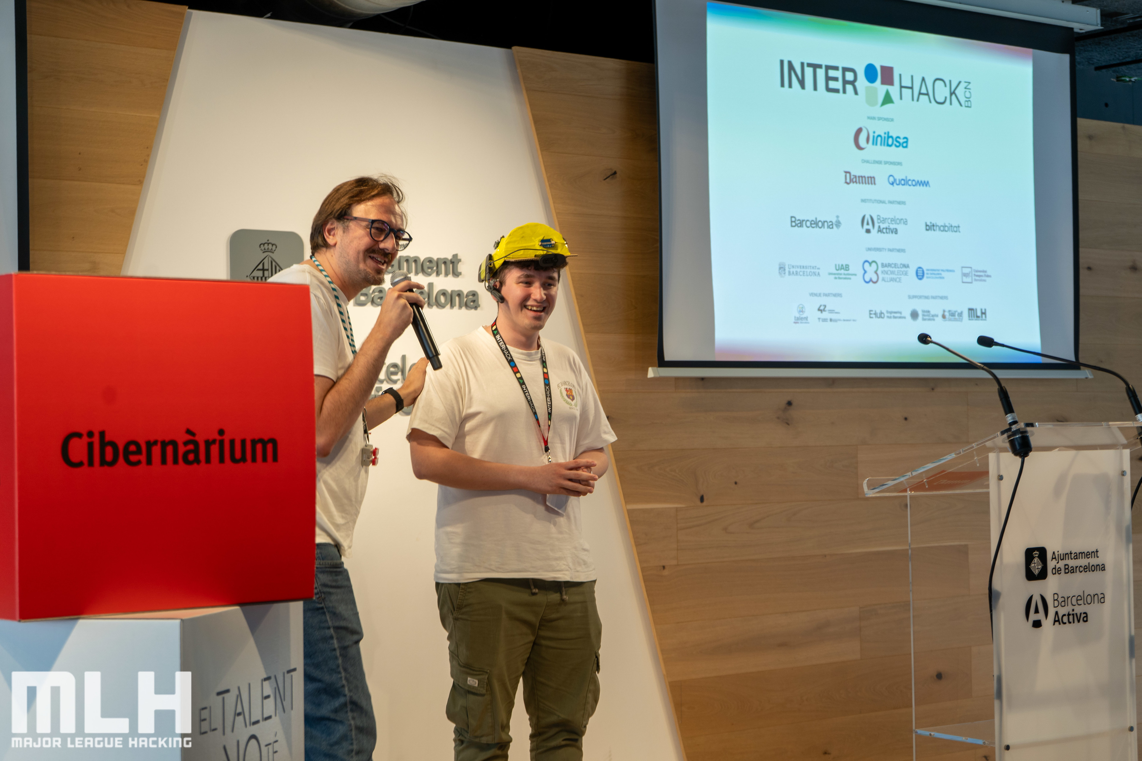 InterHack BCN 2026 group photo